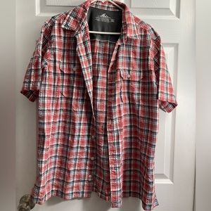 EUC men’s Croft and Barrow quick fry shirt short sleeved size Lrg